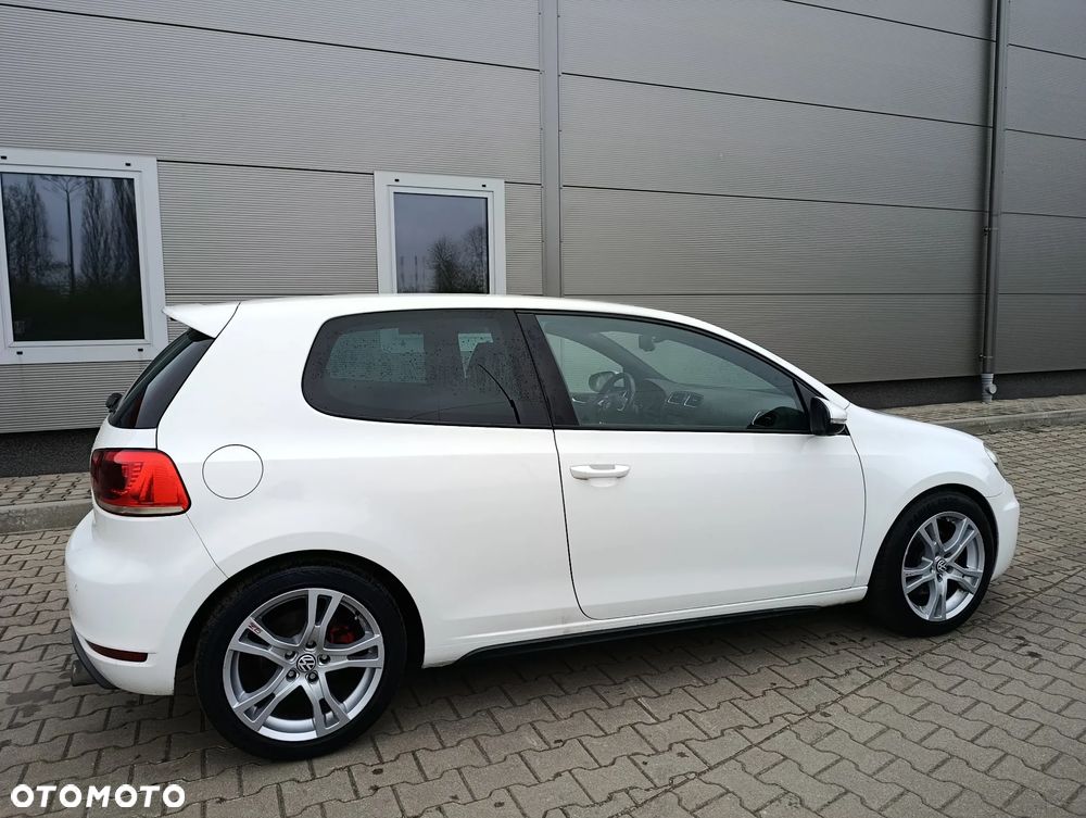 Volkswagen Golf 2.0 GTI - 21