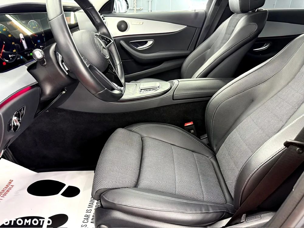 Mercedes-Benz Klasa E 300 de 4Matic 9G-TRONIC Avantgarde - 25