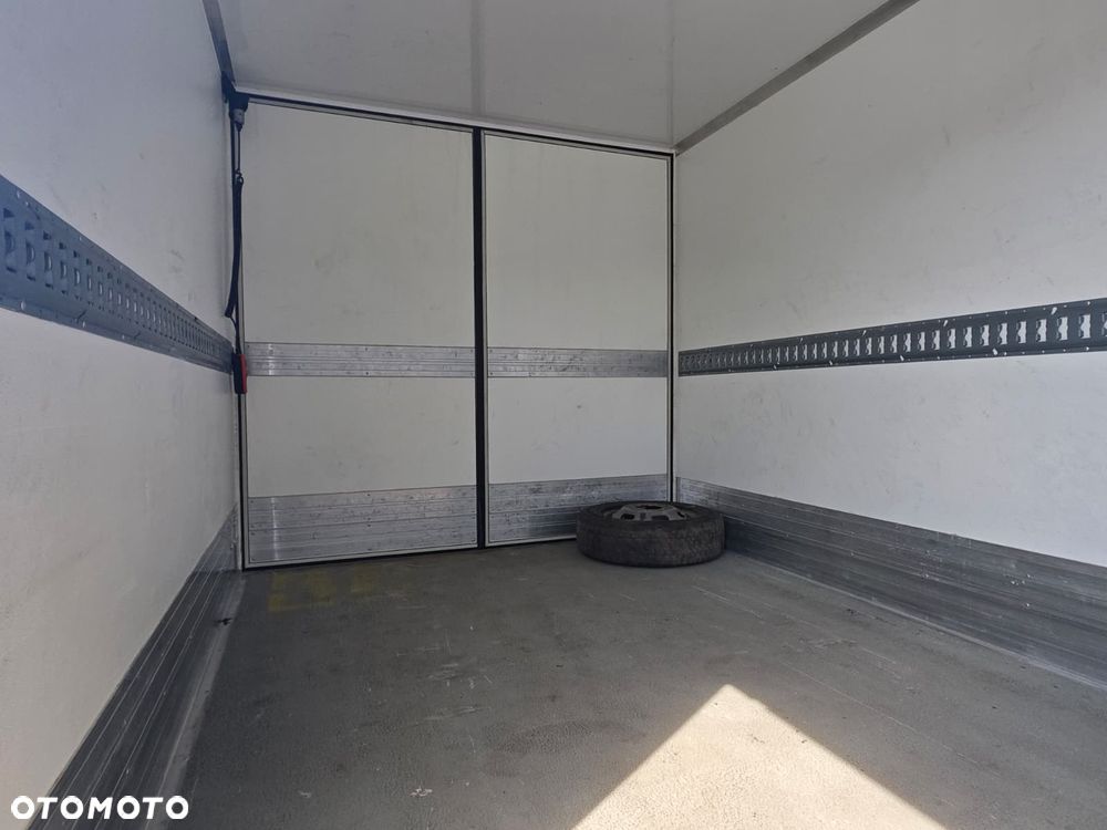 Iveco 50C18 Chłodnia Winda 1000 kg ! Izoterma 8EP Krajowy Wzmocniony Ledy Nawigacja Aktywny Tempomat ! - 15