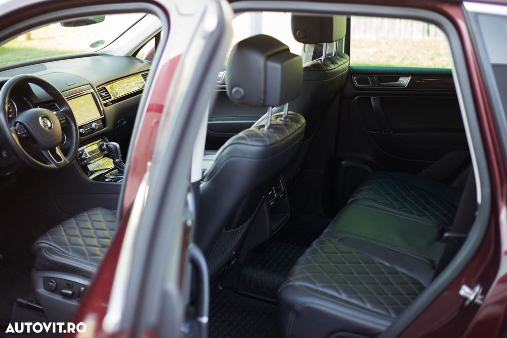 Volkswagen Touareg - 12