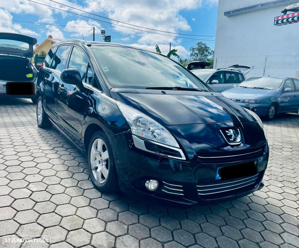 Peugeot 5008 1.6 E-HDi 7L Allure 2-Tronic - 1