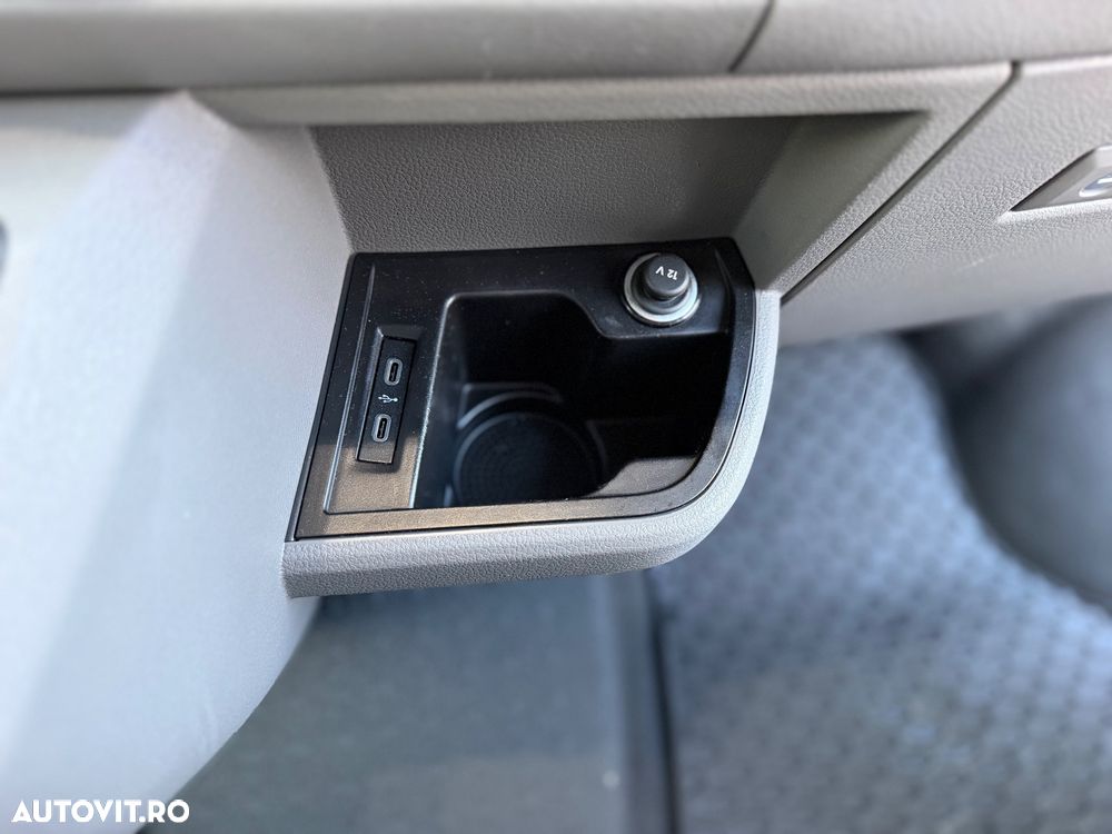 Volkswagen Transporter - 18