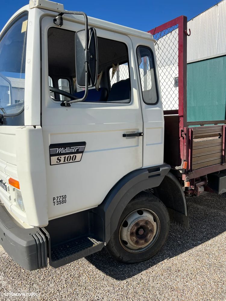 Renault S100 - 2