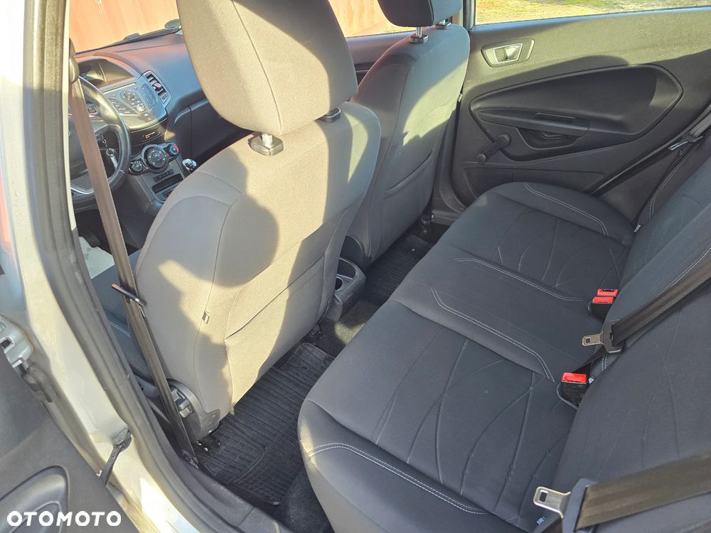 Ford Fiesta 1.25 Champions Edition - 13