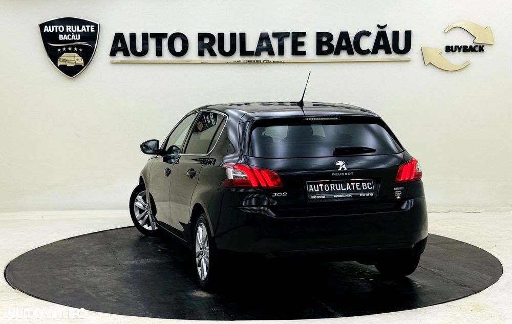 Peugeot 308 - 7