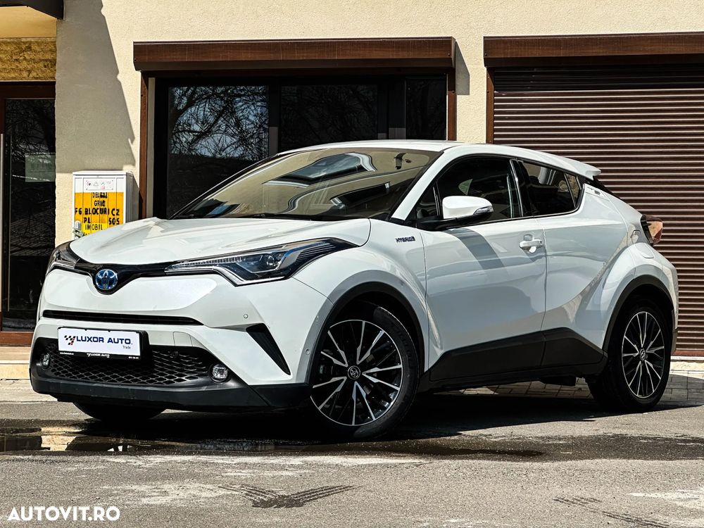 Toyota C-HR ver-1-8-hsd-122-cp-4x2-cvt-style - 2