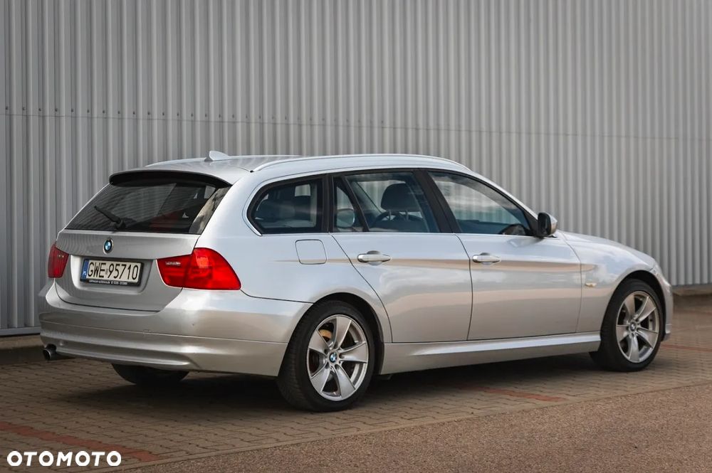 BMW Seria 3 320d - 3