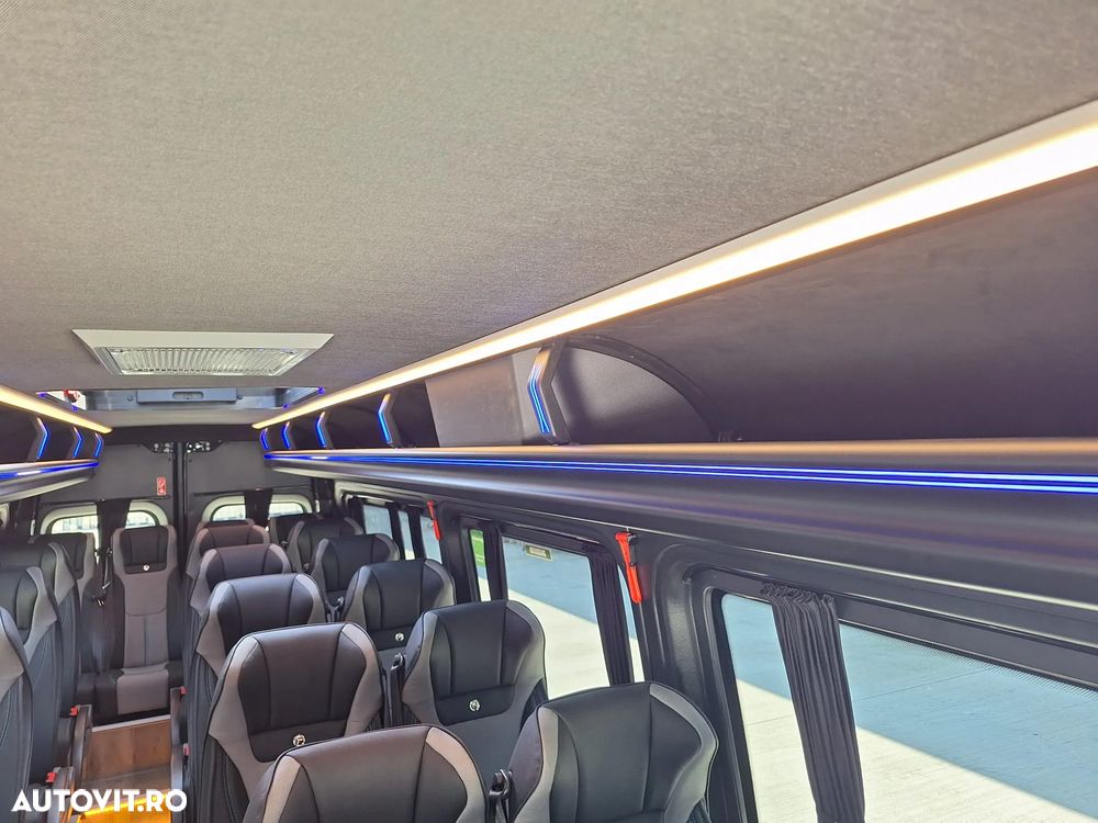 Mercedes-Benz Sprinter 519 - 19