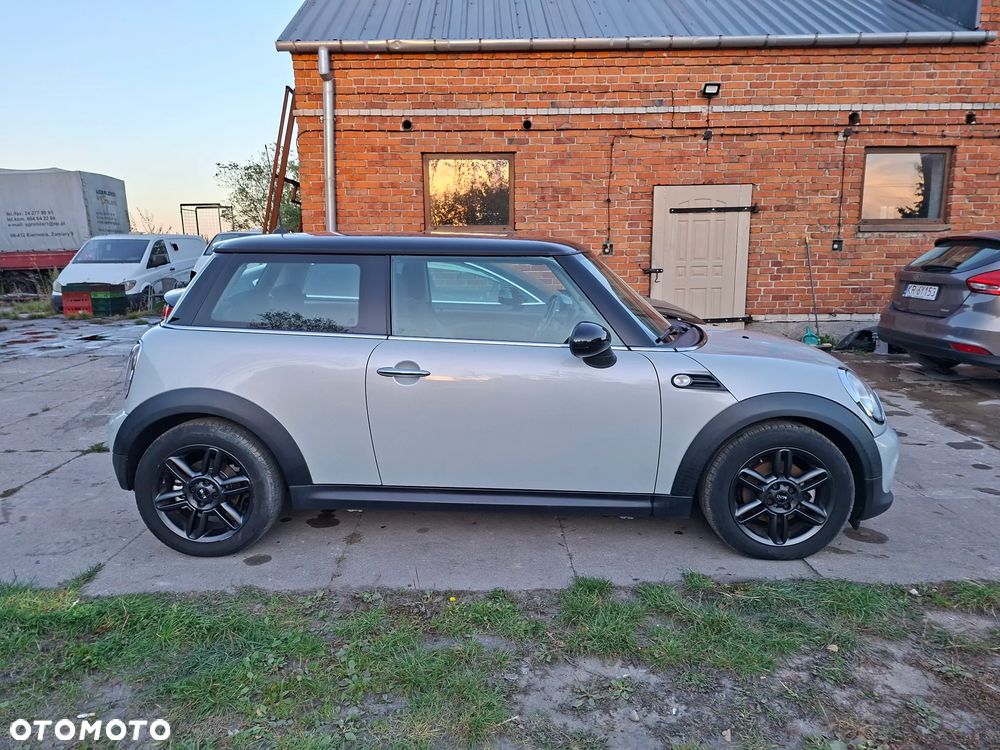 MINI Cooper D - 4