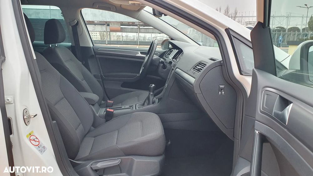 Volkswagen Golf 1.0 TSI Trendline - 6