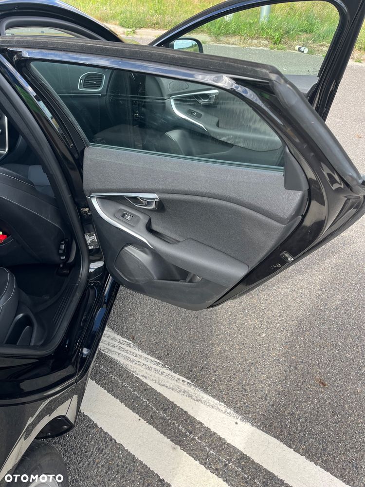 Volvo V40 T2 Drive-E Momentum - 18
