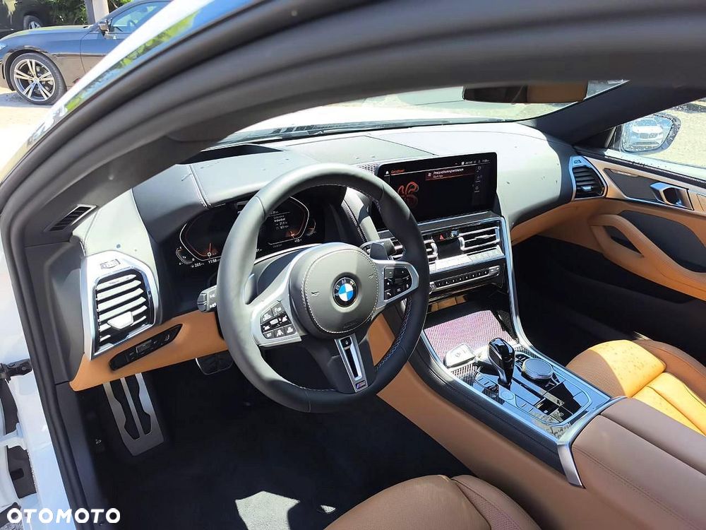 BMW Seria 8 - 8