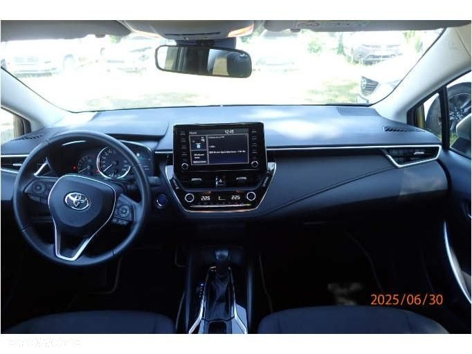 Toyota Corolla - 8