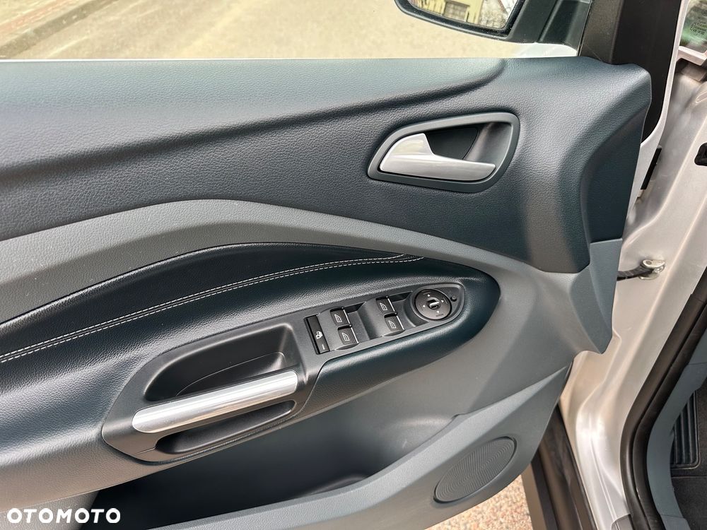 Ford C-MAX 2.0 TDCi Titanium - 18