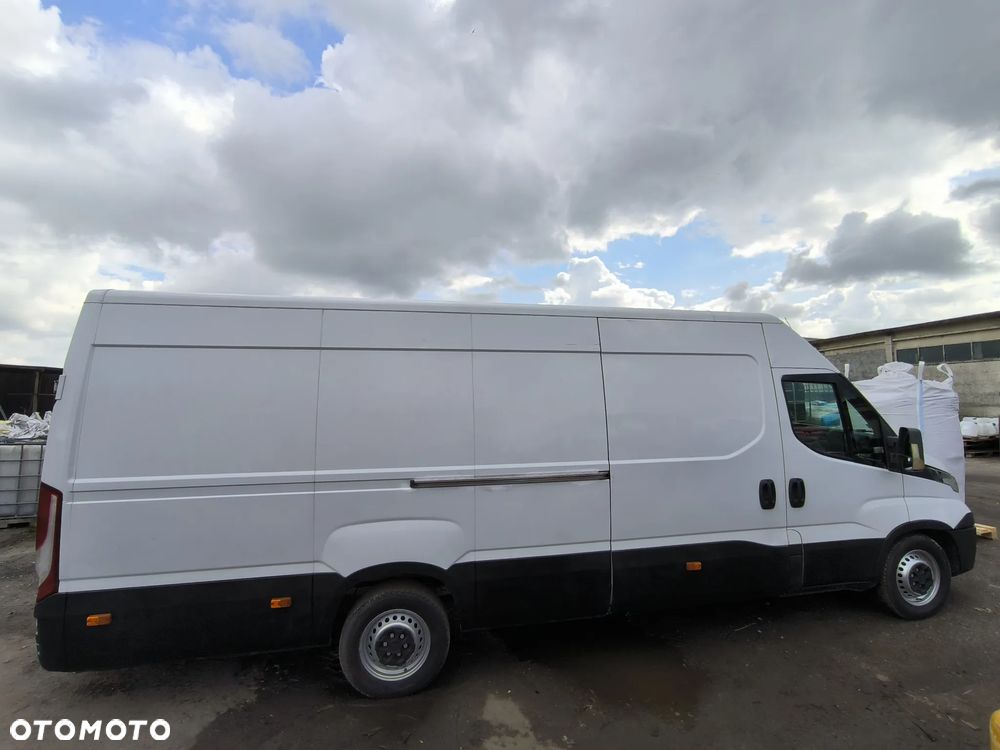Iveco Daily - 10
