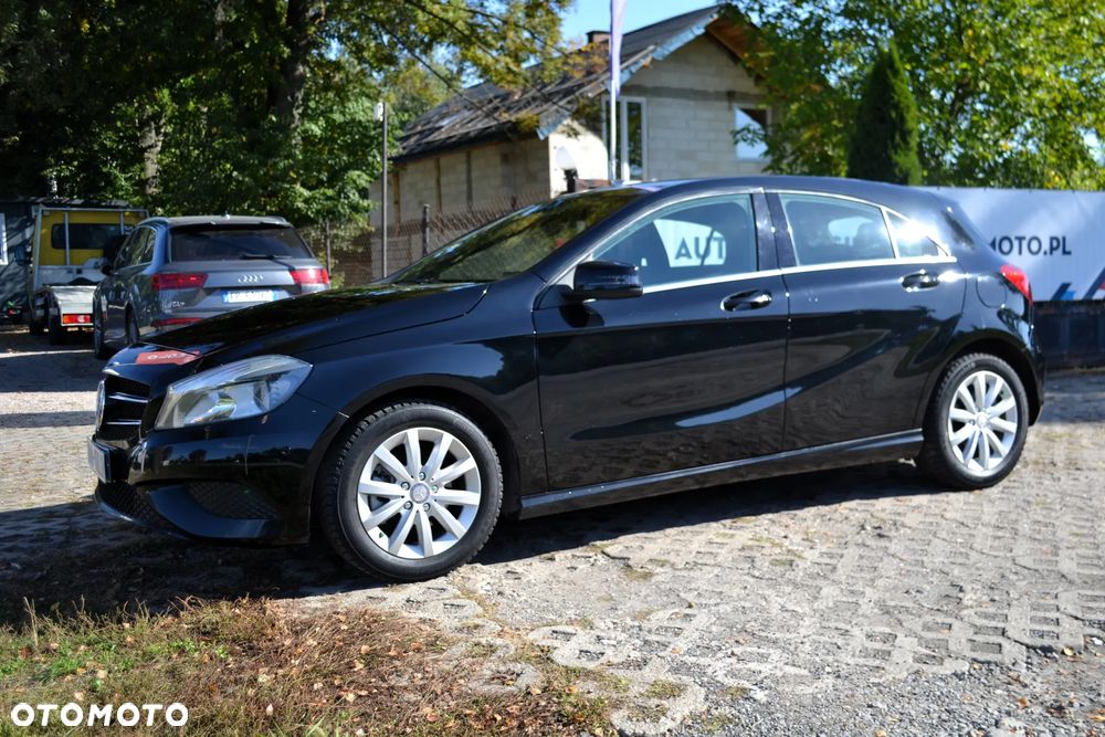 Mercedes-Benz Klasa A 180 (BlueEFFICIENCY) Style - 2