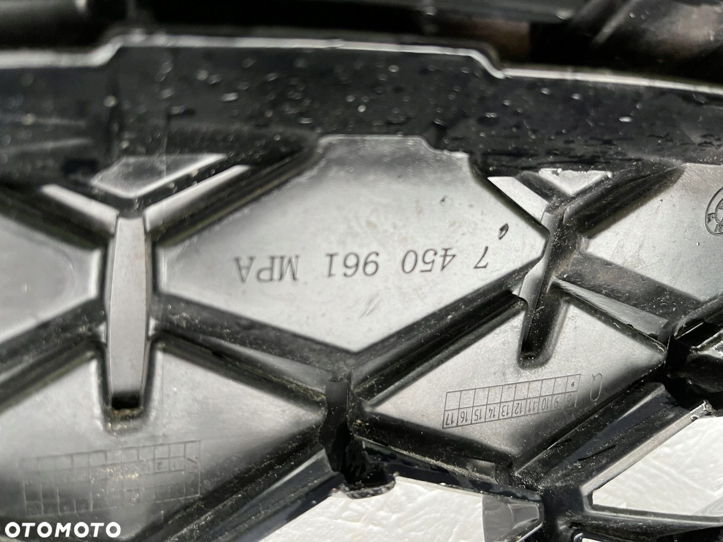 BMW 1 F40 135i M PAKIET ZDERZAK GRILL PRZÓD ORG - 16