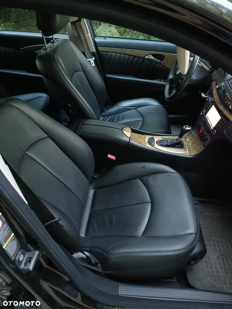 Mercedes-Benz Klasa E 280 CDI 4-Matic T Avantgarde - 25