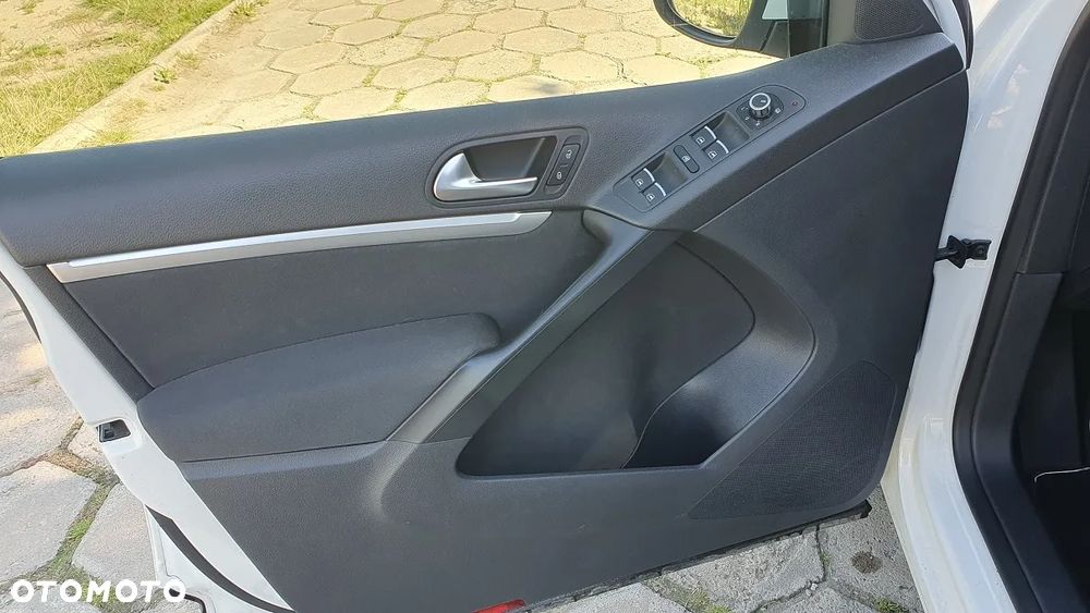 Volkswagen Tiguan 2.0 TDI 4Mot Sport&Style DSG - 10