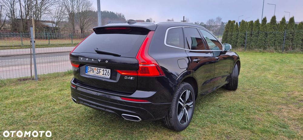Volvo XC 60 D4 SCR AWD R-Design - 4