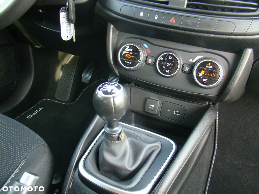 Fiat Tipo 1.4 16v Lounge - 38