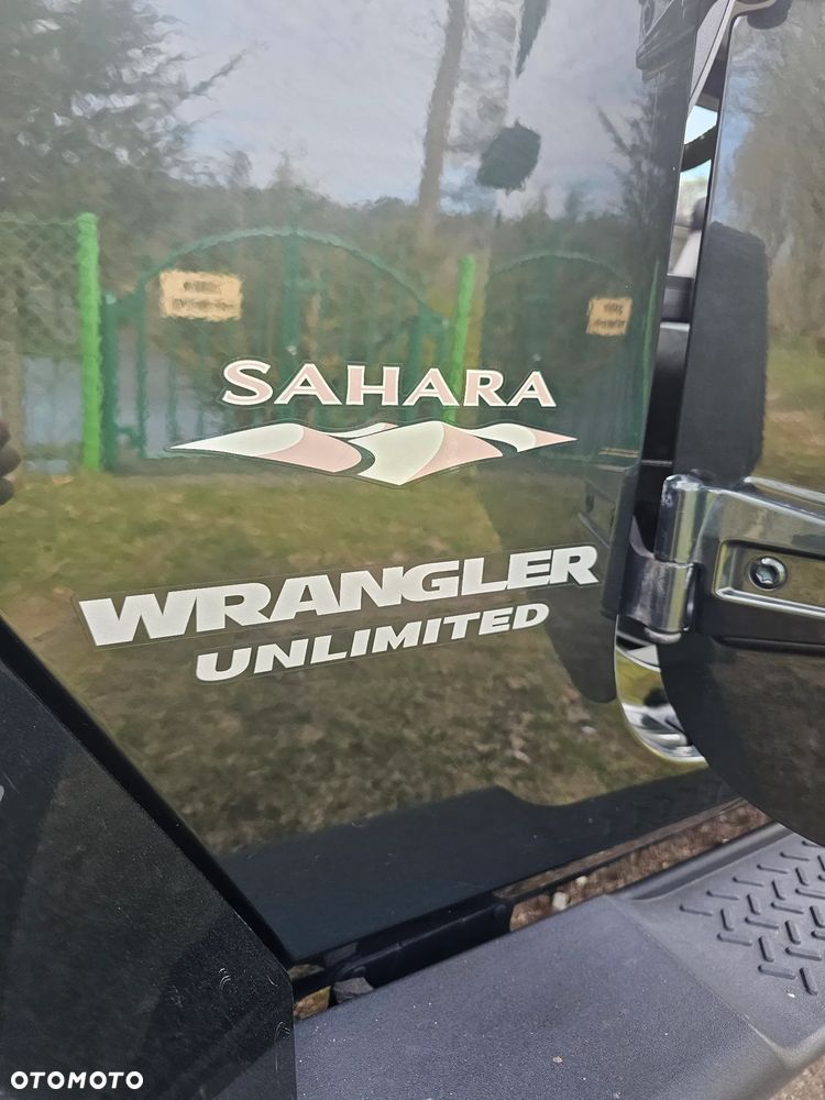 Jeep Wrangler Unlimited 2.8 CRD Sahara - 26