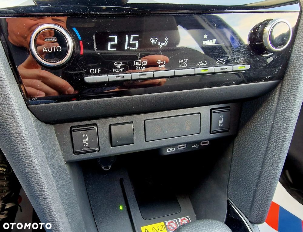 Toyota Yaris Cross Hybrid 1.5 Style AWD - 34