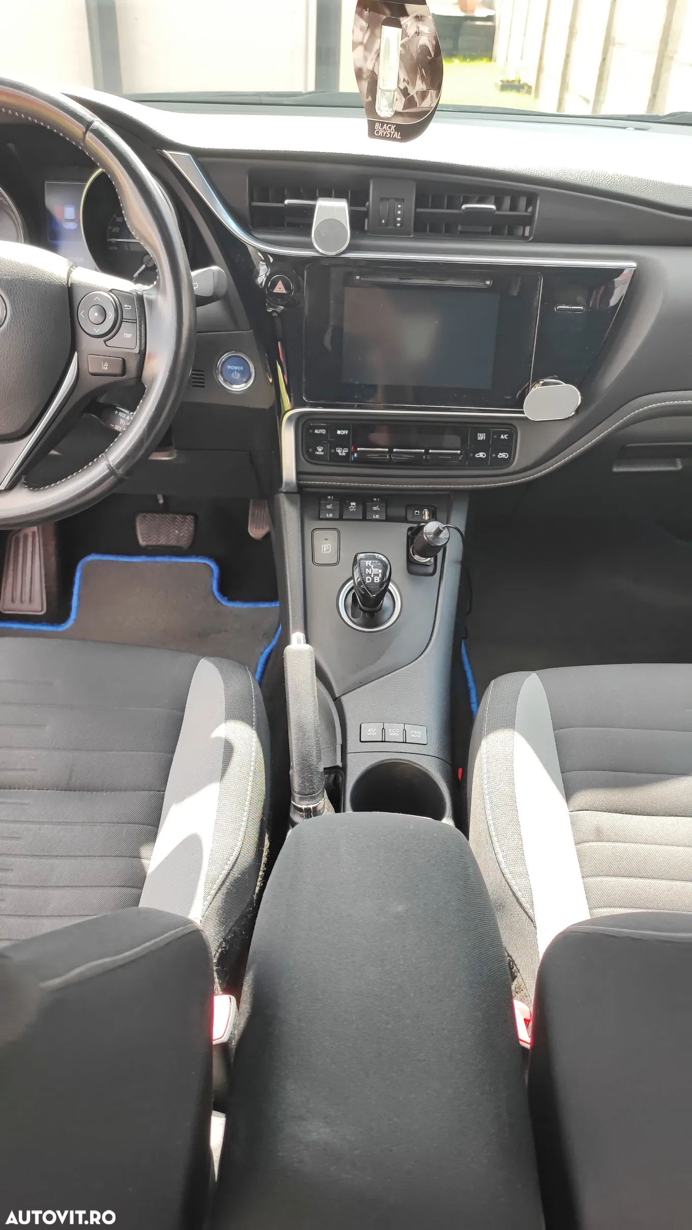 Toyota Auris - 12