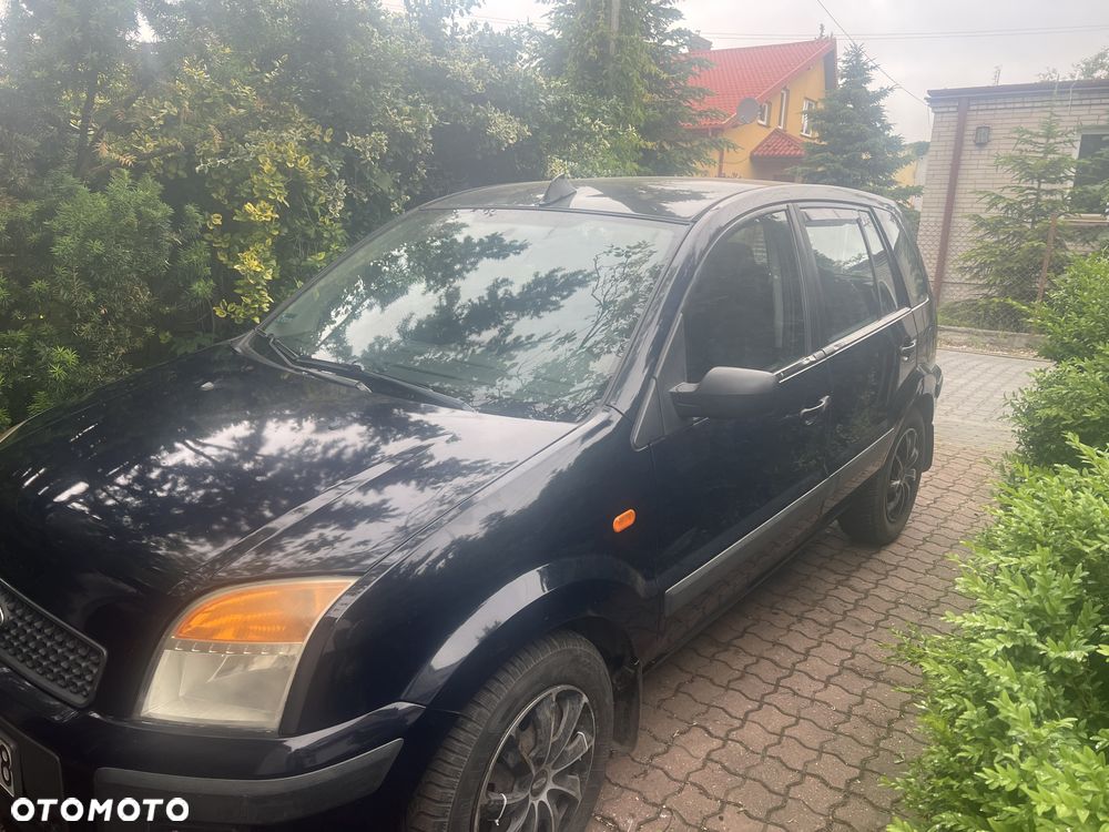 Ford Fusion - 1