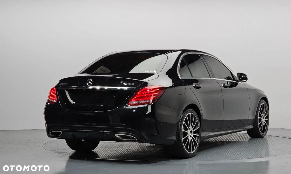 Mercedes-Benz Klasa C 200 7G-TRONIC Avantgarde - 3