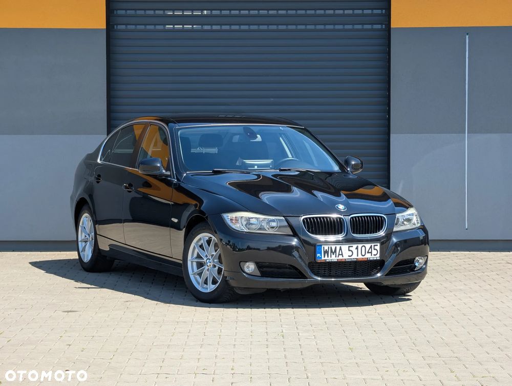 BMW Seria 3 320d Sport Line - 3