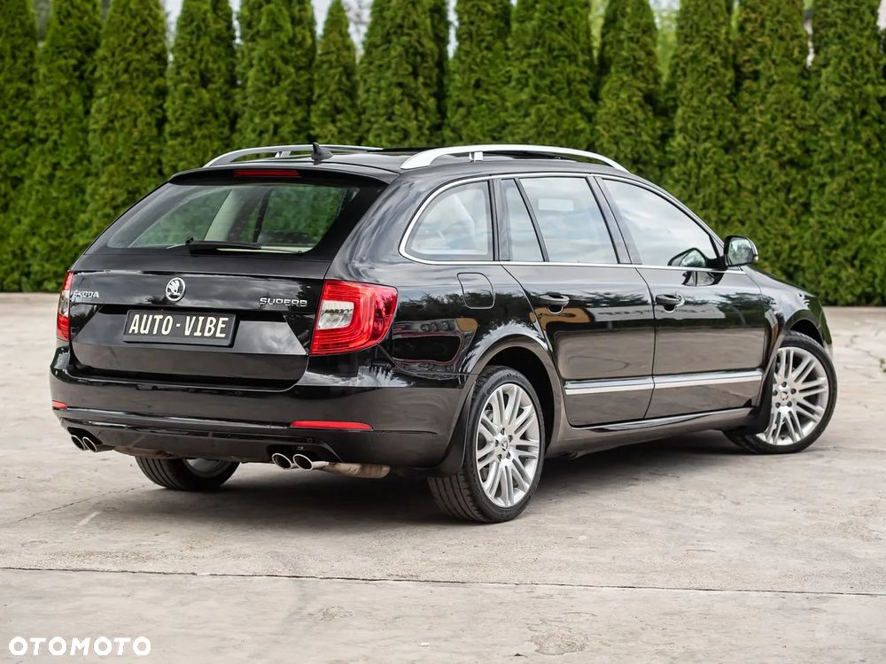 Skoda Superb 2.0 TSI DSG Exclusive - 14