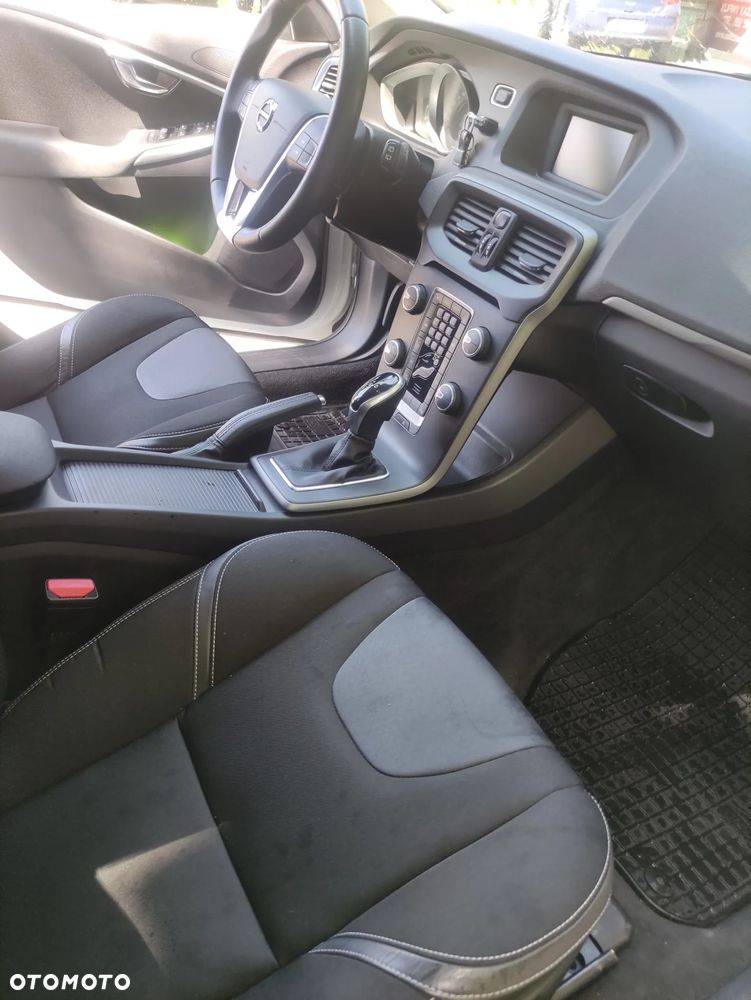 Volvo V40 T3 Drive-E Kinetic - 19