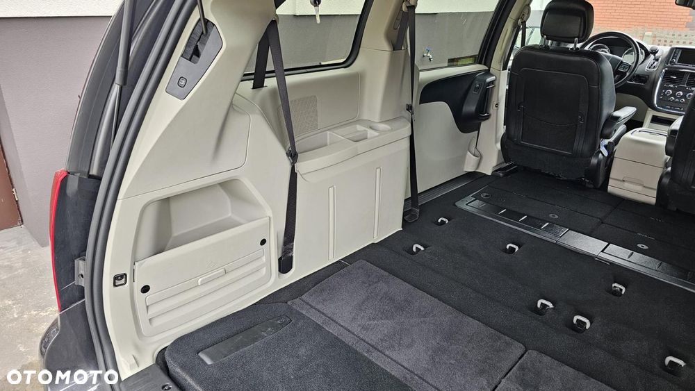 Dodge Grand Caravan 3.6 R/T - 22