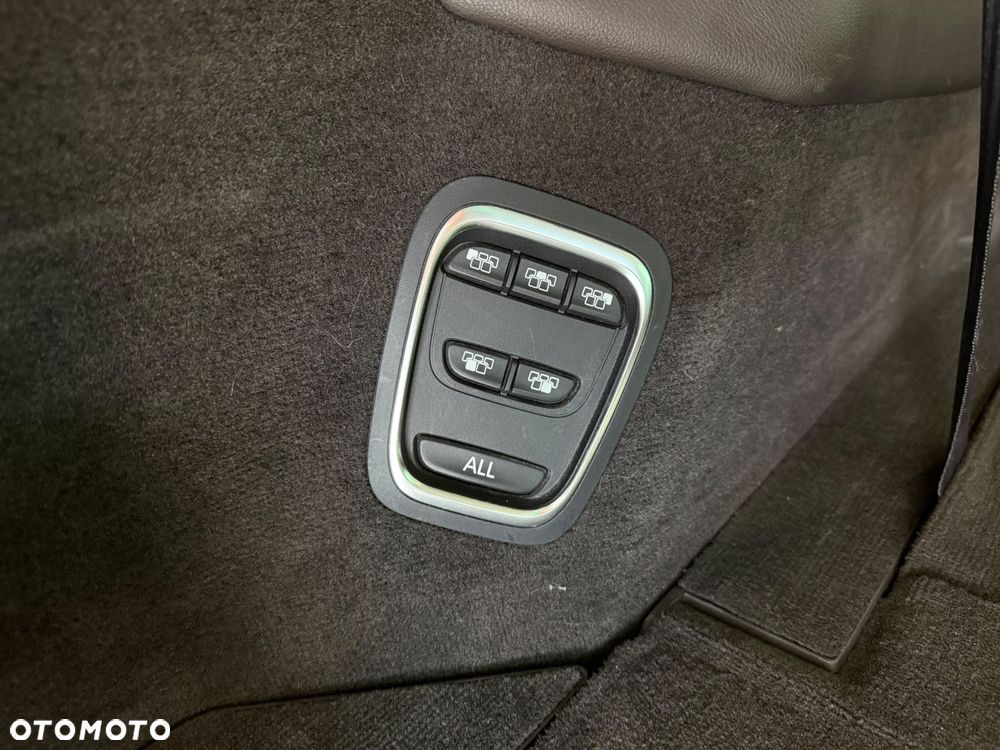 Renault Espace 1.6 TCE Initiale Paris EDC 7os - 17
