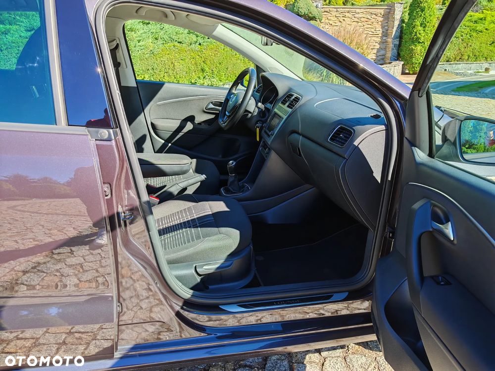 Volkswagen Polo 1.4 TDI Blue Motion Technology Lounge - 27