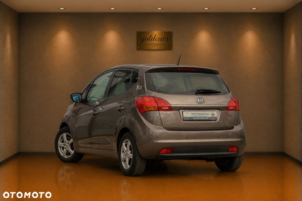 Kia Venga 1.6 CVVT Automatik UEFA EURO 2016 - 4