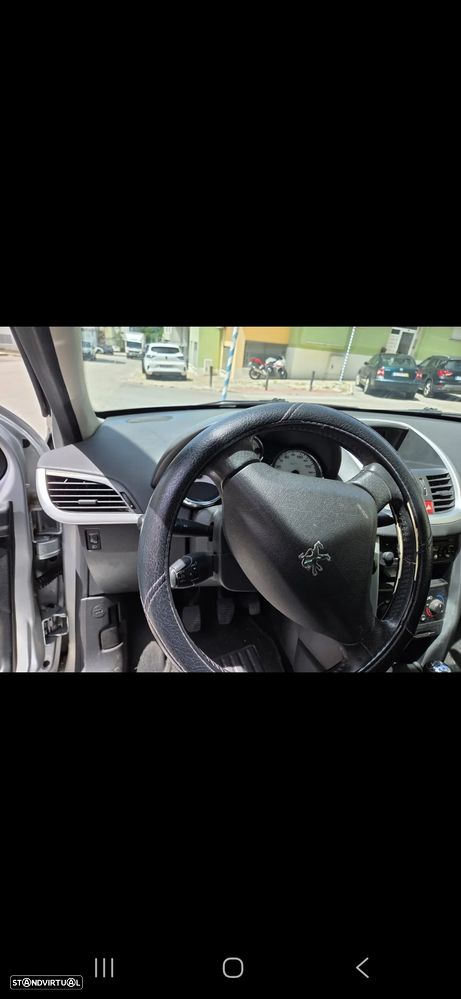 Peugeot 207 SW - 9
