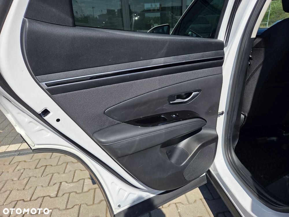 Hyundai Tucson 1.6 CRDi 48V Executive 4WD DCT - 29