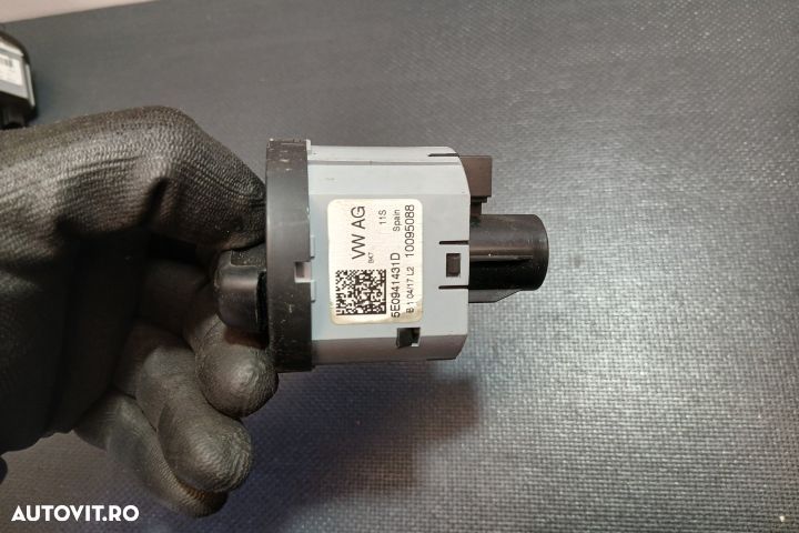 Comutator faruri 5E0941431D 5E0941431D Skoda Fabia NJ [2014 - 2018] H - 3