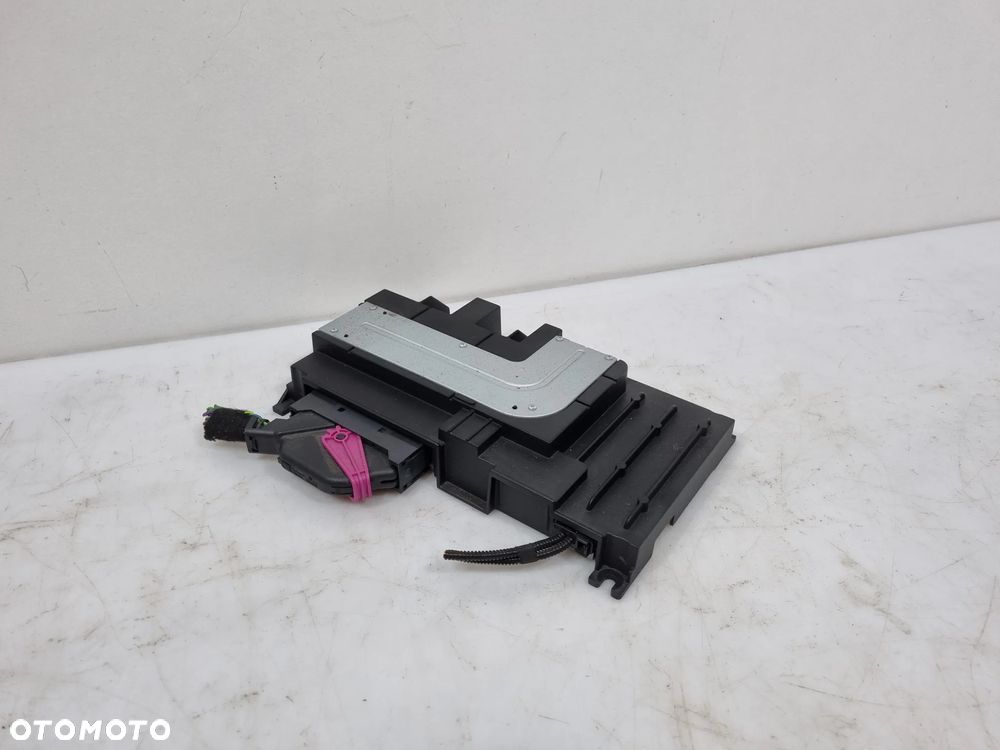 AUDI A3 8V WZMACNIACZ AUDIO BANG&OLUFSEN 8V0035465C - 1