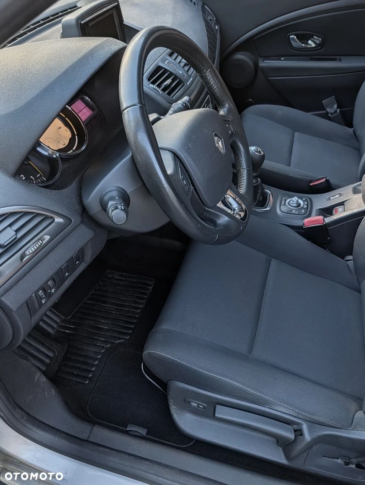 Renault Megane 1.2 16V TCE Energy Dynamique - 8