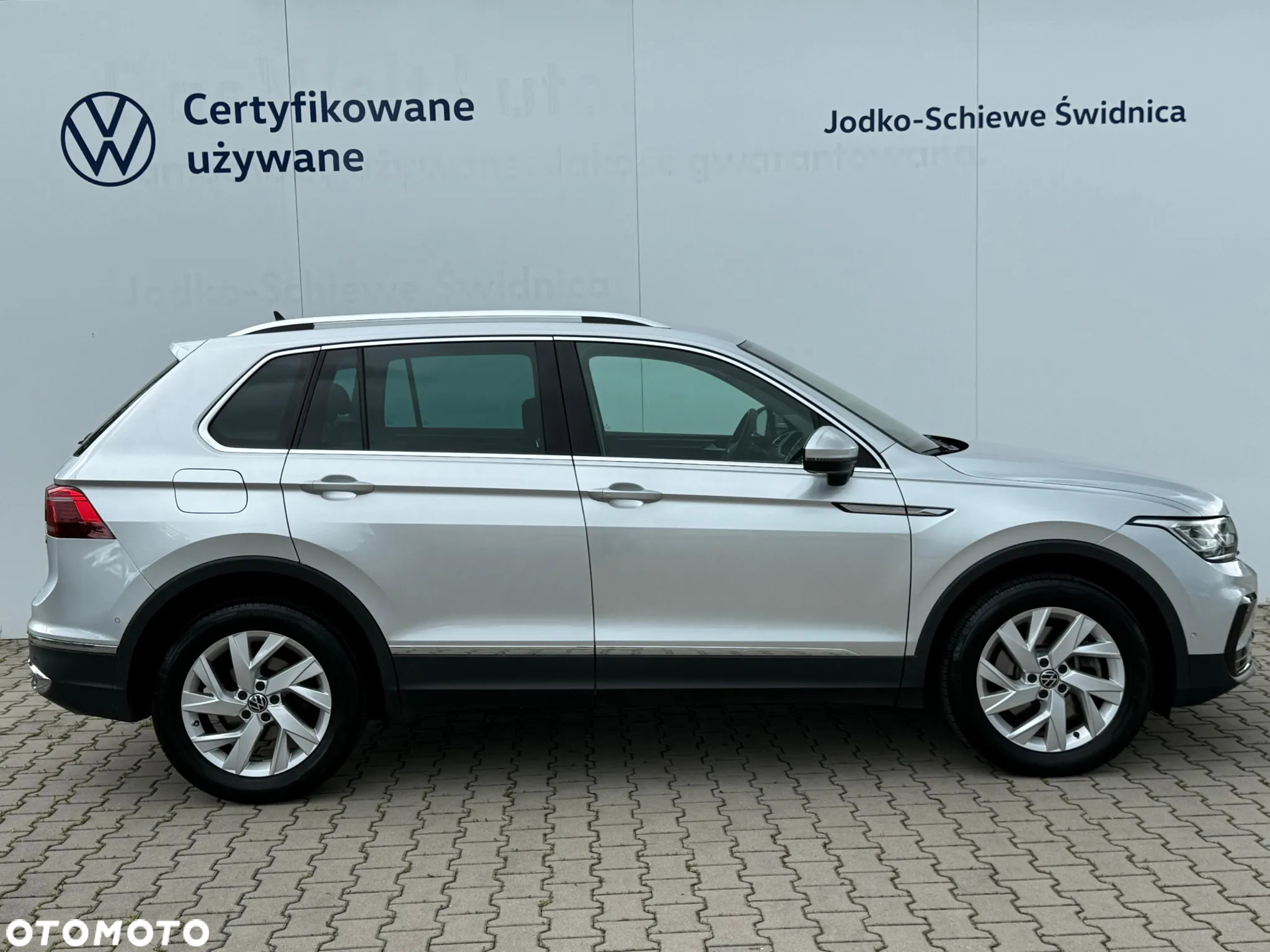 Volkswagen Tiguan 2.0 TSI 4Mot Elegance DSG - 6