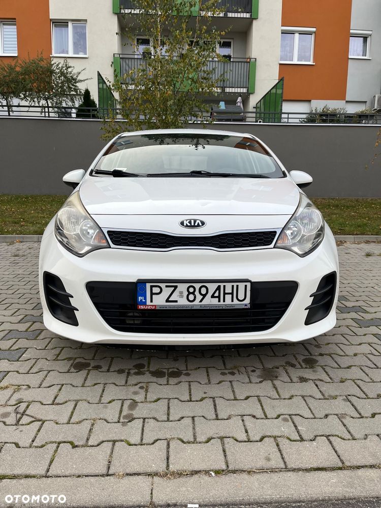 Kia Rio 1.2 L - 23