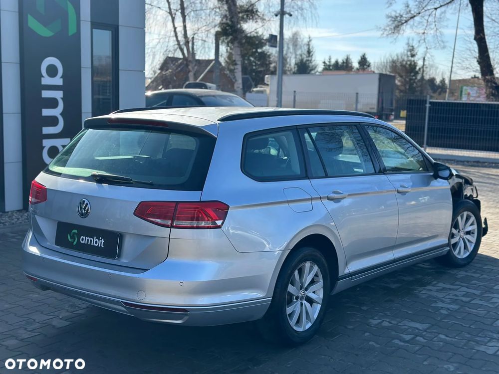 Volkswagen Passat - 7
