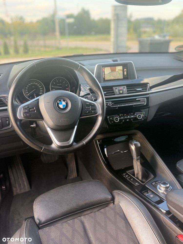 BMW X1 sDrive20i xLine - 20