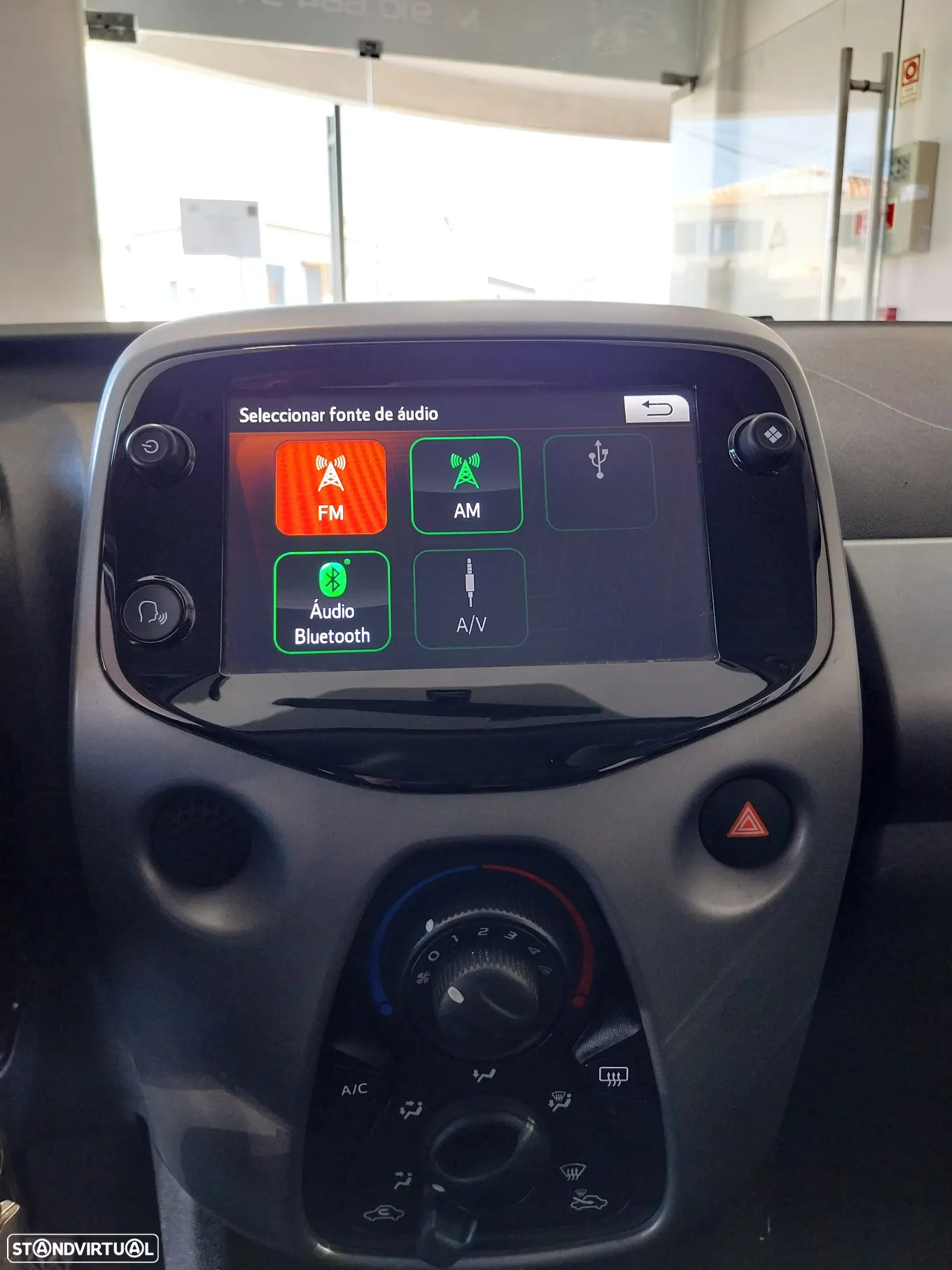 Toyota Aygo 1.0 X-Play+X-Touch - 13