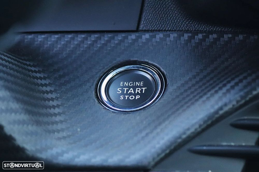 Peugeot 2008 1.2 PureTech GT EAT8 - 26