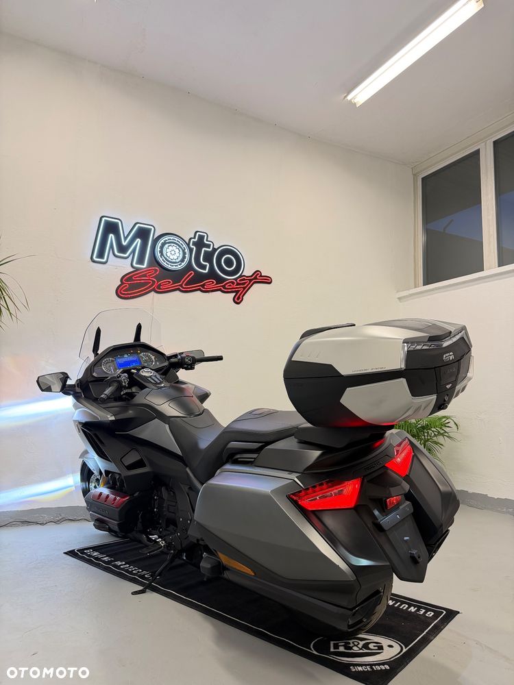 Honda GL - 10