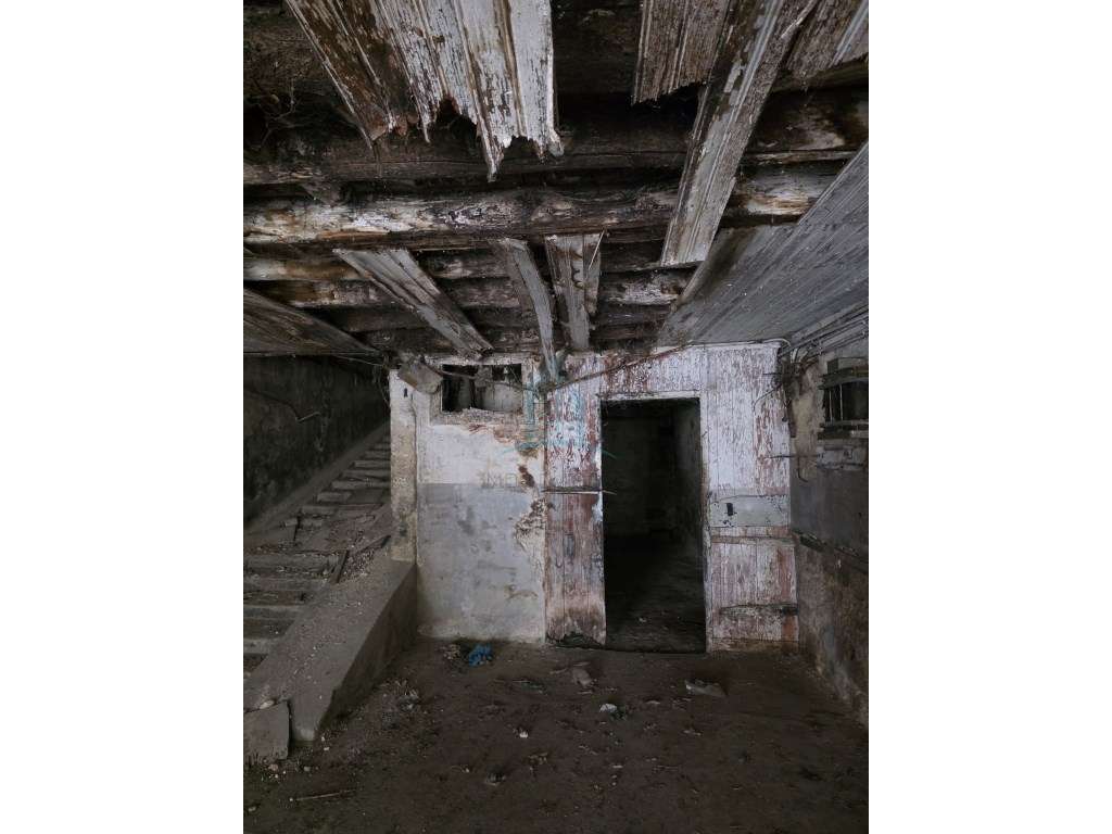 Prédio para Reabilitação na Baixa - Grande imagem: 3/60